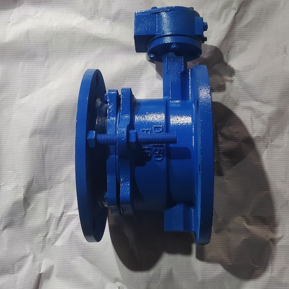 伸縮蝶閥結(jié)構(gòu)特點